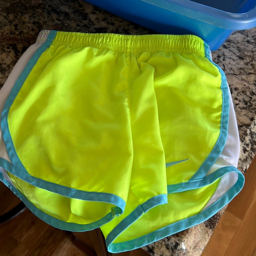 Shorts bundle of 4 at clothes